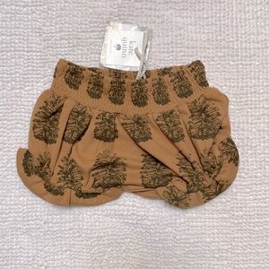 kate quinn bloomers